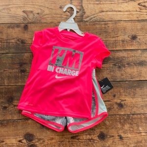NWT Nike Toddlers Running Set